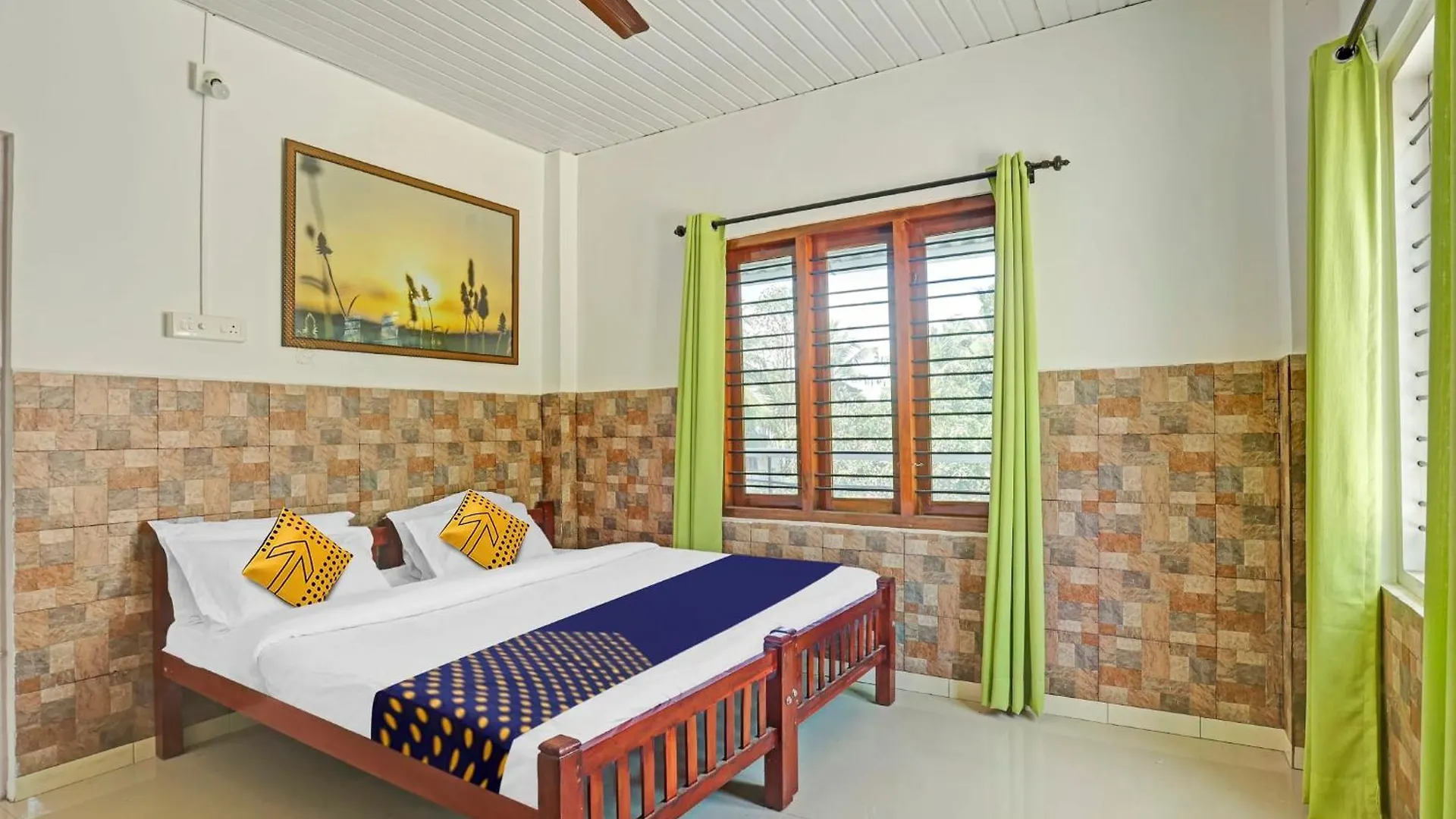 Hotel O Edappally Stays Kochi