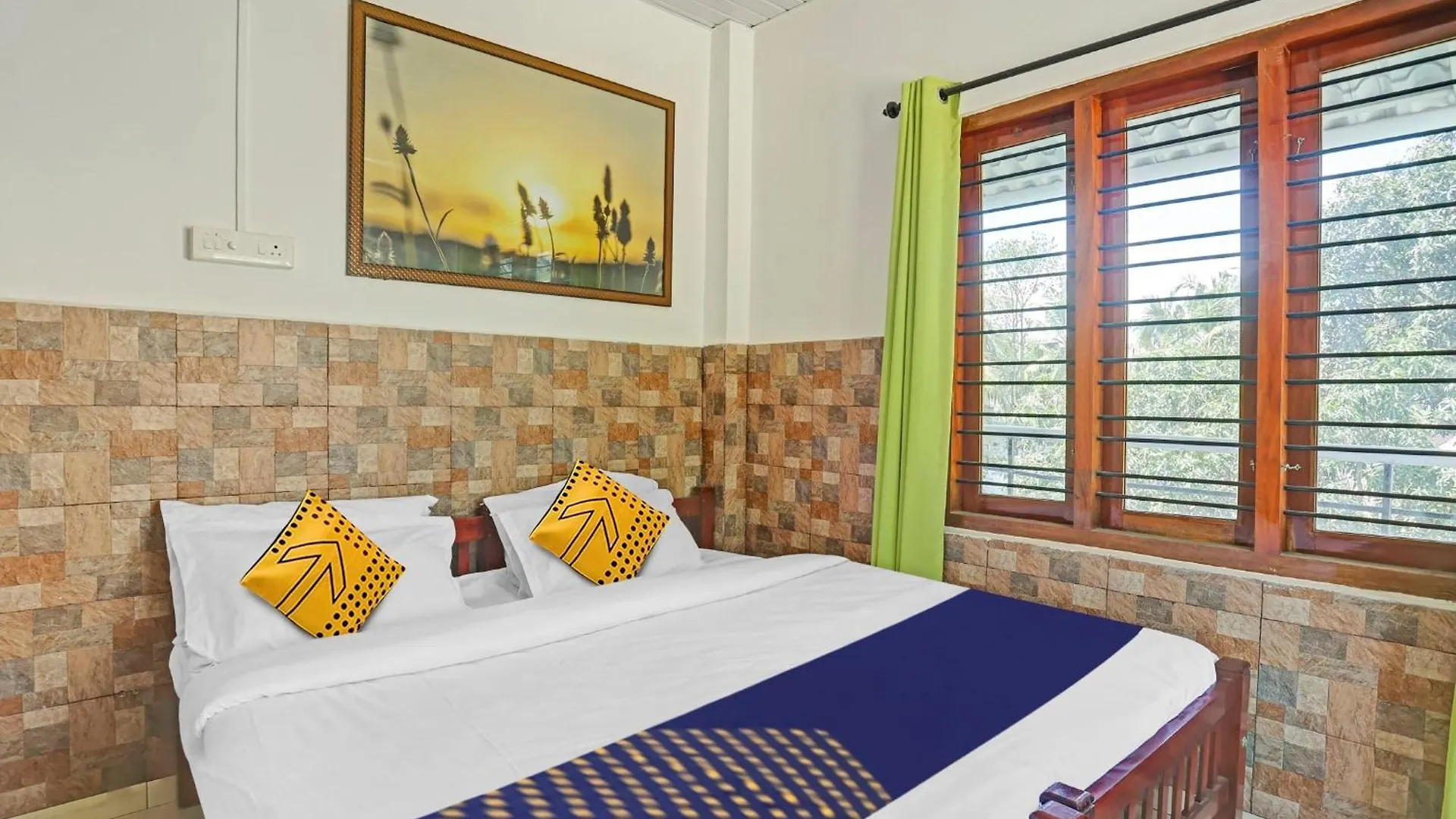 Hotel O Edappally Stays Kochi